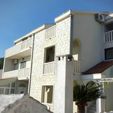 Apartman Angela - With Terrace And Sea View Angela