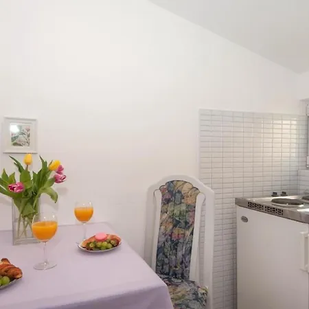 Apartman Angela - With Terrace And Sea View Angela *